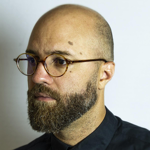 Συνέντευξη με τον Ezra Claytan Daniels