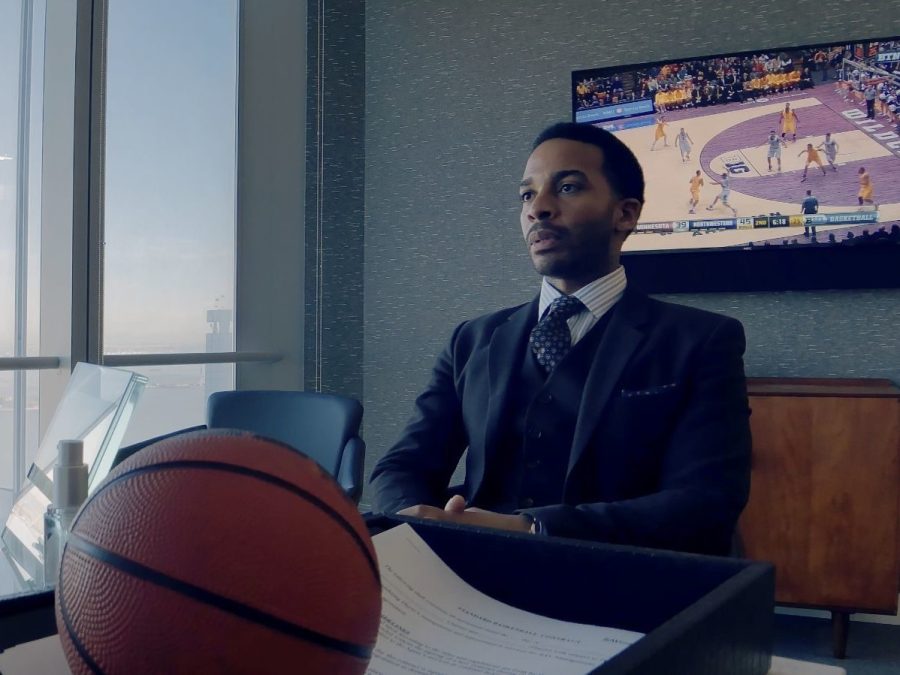 High Flying Bird: Παίζοντας ένας προς έναν με το Σύστημα