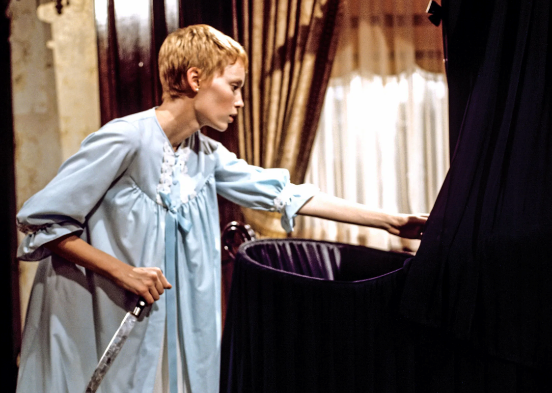 Η Mia Farrow πρωταγωνιστεί στην ταινία «Rosemary's Baby».