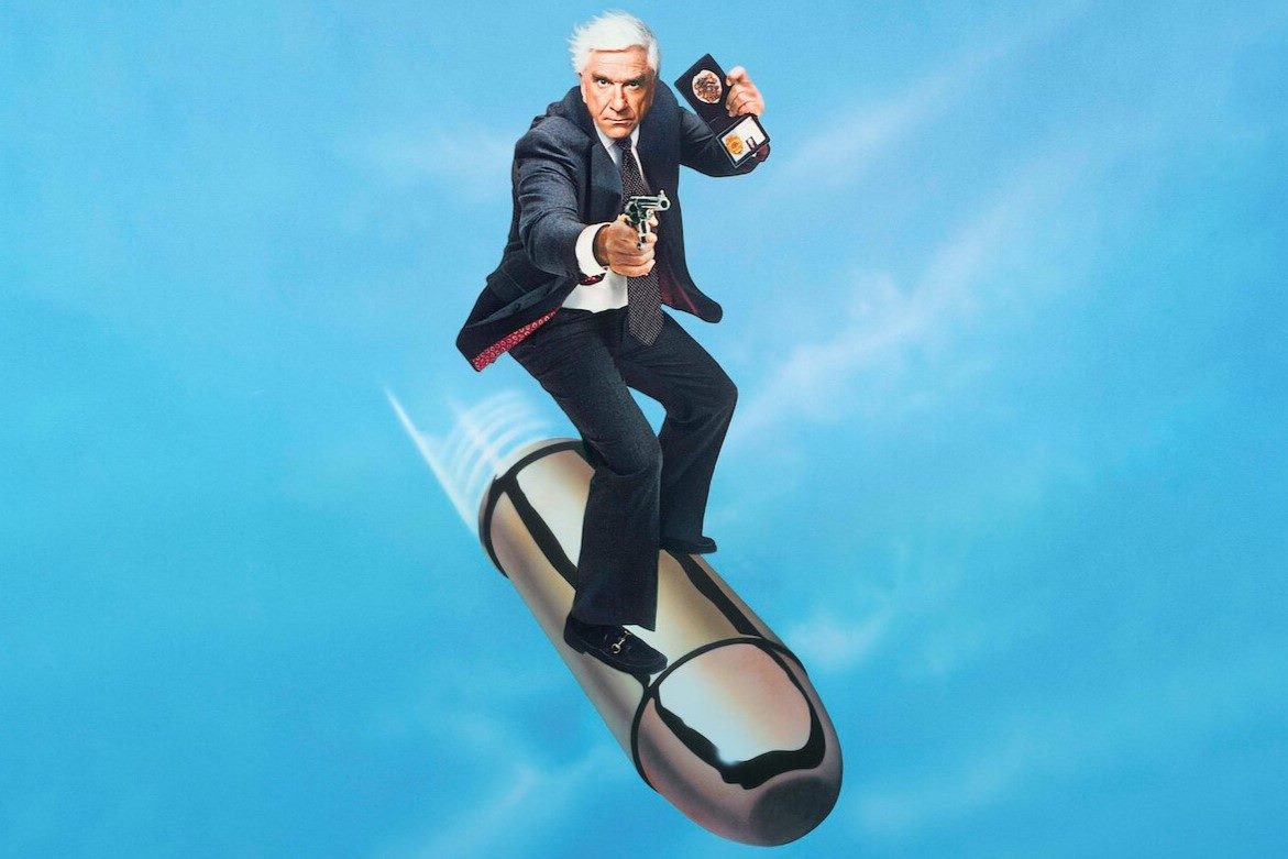 Λεπτομέρεια αφίσας της πρώτης ταινίας «Naked Gun».