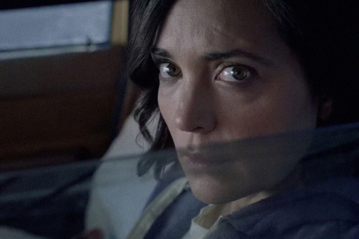 Η Jules Willcox στο θρίλερ του John Hyams, «Alone».